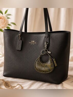 NEW Coach keychain Carmen Snake Print Bag Charm - Olive Green